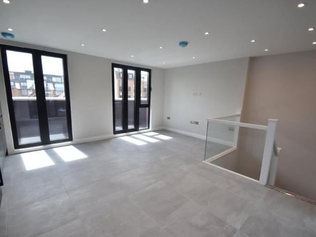 House for rent in Gerrards Cross, Denham