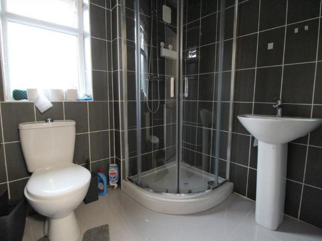 House for rent in London Borough of Ealing, Greater London