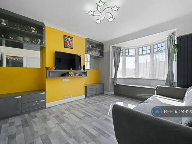 House for rent in Lane, Greater London