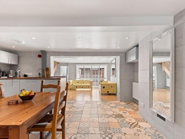 House for rent in Barnsbury, Greater London