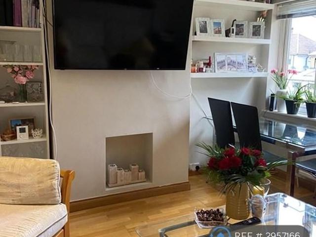 House for rent in Watford Heath, North Watford
