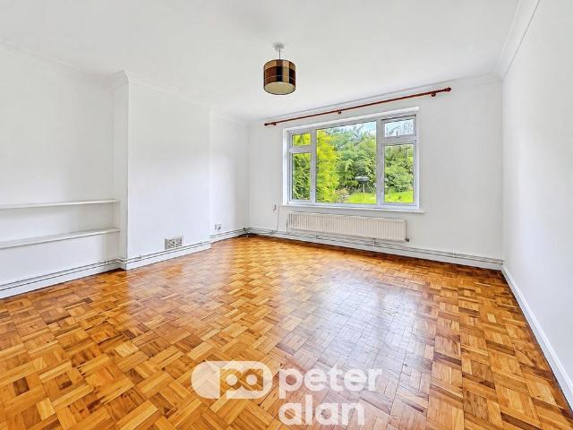 House for rent in Rhydypenau, Falcon Lodge
