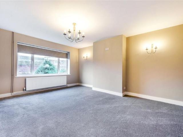 House for rent in Emmbrook, Wokingham