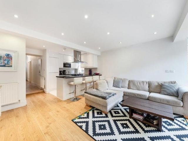 House for rent in Clapham Junction, Greater London