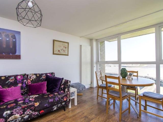 House for rent in Penarth Marina, Penarth