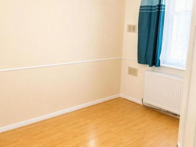 House for rent in Lane, Greater London