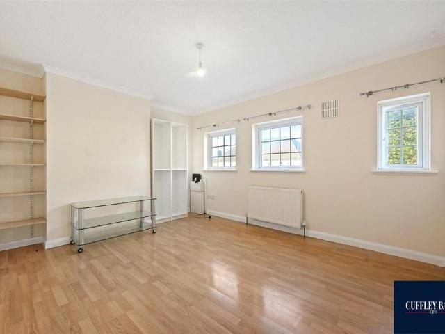 House for rent in Alperton, Greater London