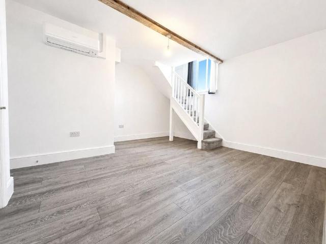 House for rent in Greater London