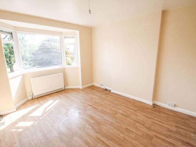 House for rent in London Borough of Ealing, Greater London