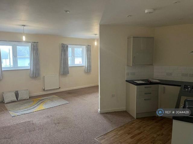 House for rent in Desborough