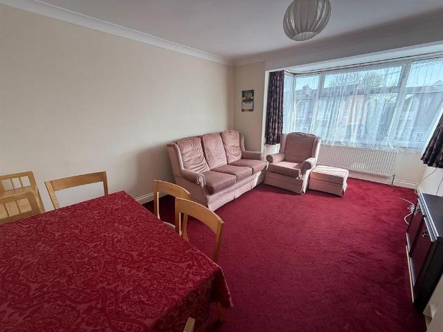 Flat for rent in Sudbury, Greater London