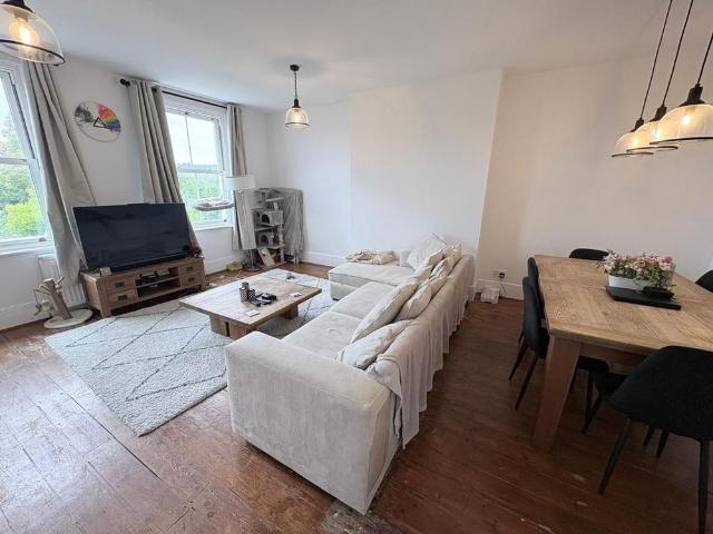 House for rent in Upperton, Eastbourne