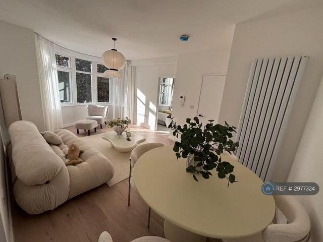House for rent in London Borough of Ealing, Hanwell