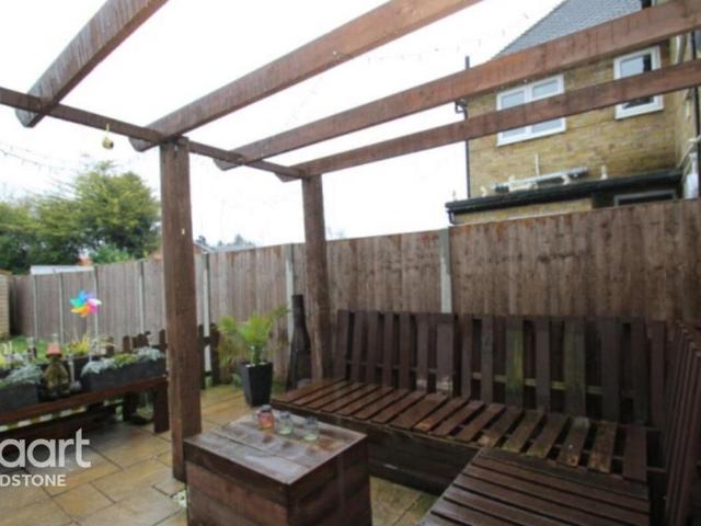 Flat for rent in Midway, Kent