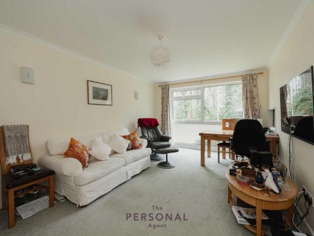 Flat for rent in Banstead, Reigate and Banstead