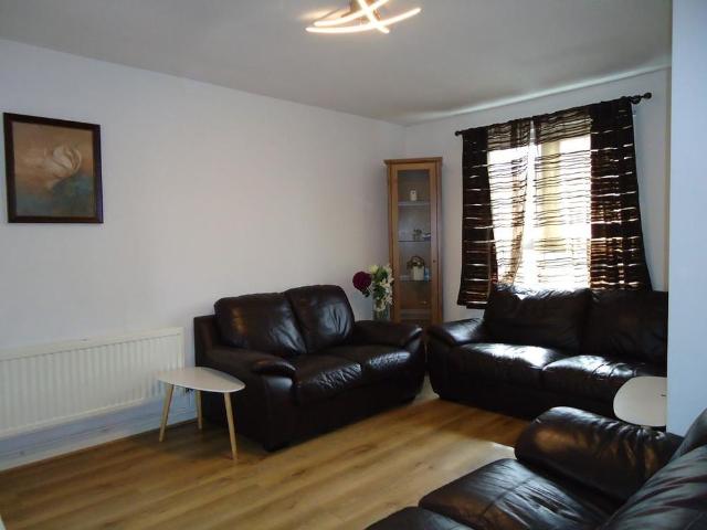 House for rent in Holbeck, West Yorkshire