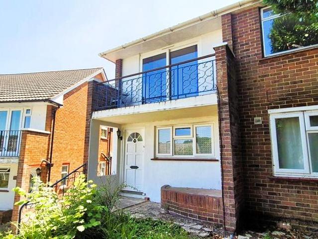 Flat for rent in Bassett Green, City Of Southampton