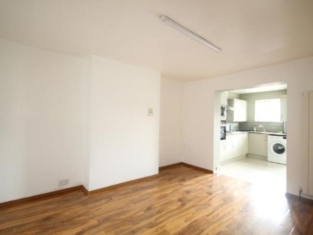 House for rent in Alperton, Greater London