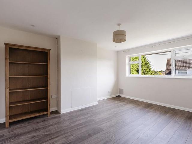 House for rent in Pilgrims' Hatch, Navestock Side