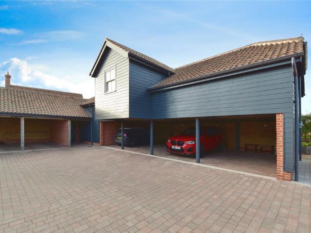 Flat for rent in Dale Hill, Essex