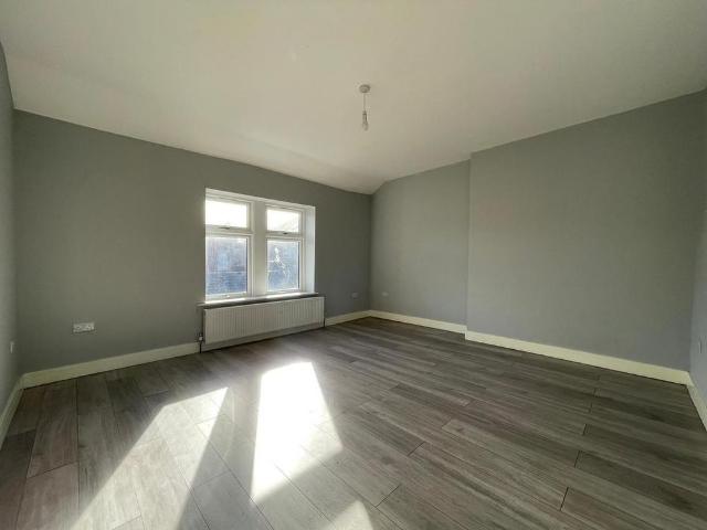House for rent in West End, Bare