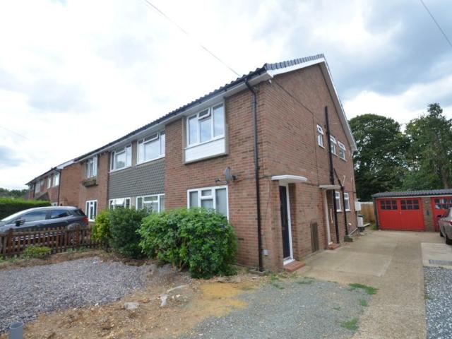 House for rent in Staines