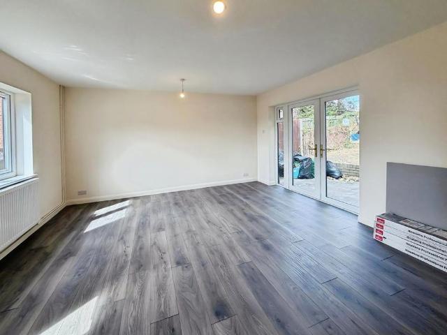 House for rent in Marks Gate, Greater London