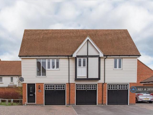 Flat for rent in Eden Village, Oad Street