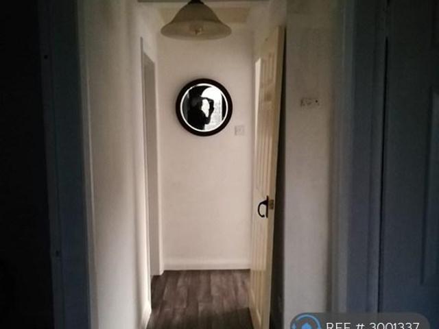 Flat for rent in Cottingley, West Yorkshire