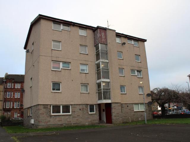Flat for rent in Castlehead, Glenburn