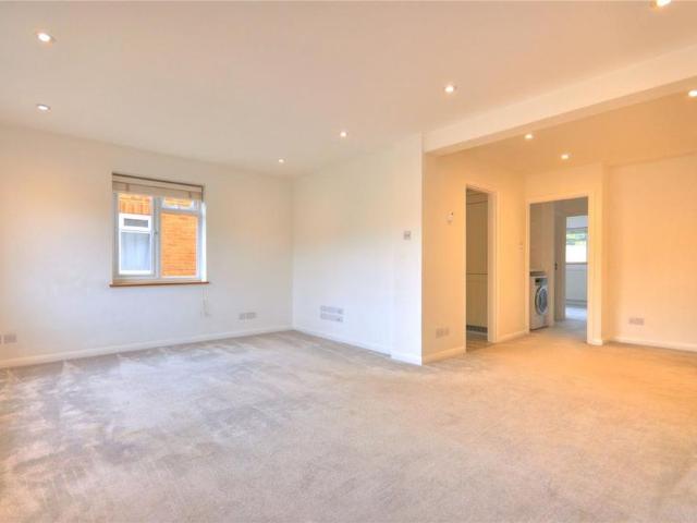 House for rent in Fole, Surrey