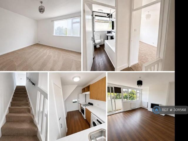 Flat for rent in Shortlands, Greater London