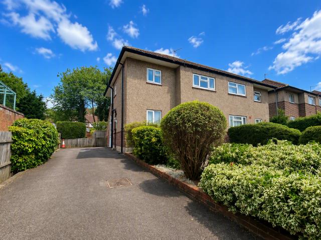 Flat for rent in Goddington, Greater London