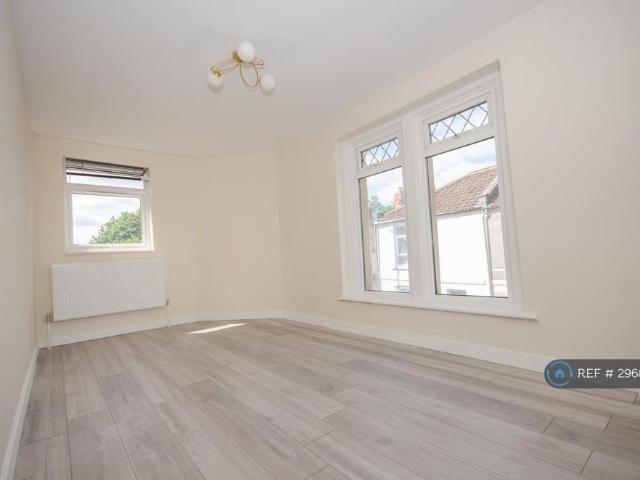 House for rent in Easton, Feckenham