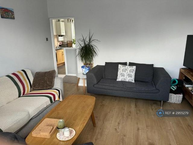 House for rent in London Borough of Merton, Greater London