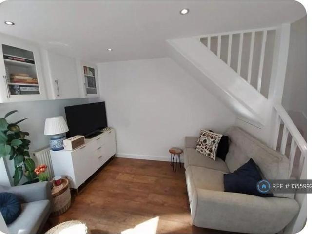 House for rent in The Butts, Kent