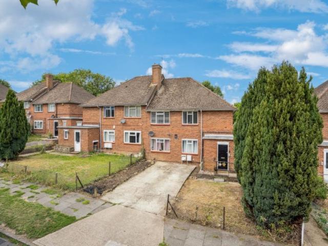 Flat for rent in Greater London
