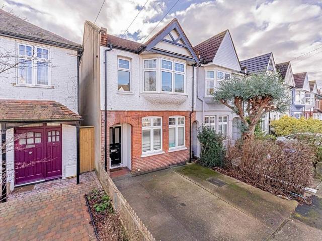 Flat for rent in New Malden, Greater London