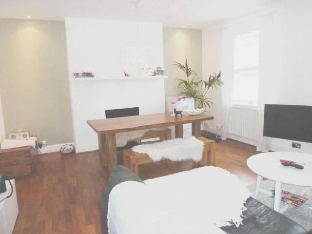 House for rent in Belsize Park, Greater London