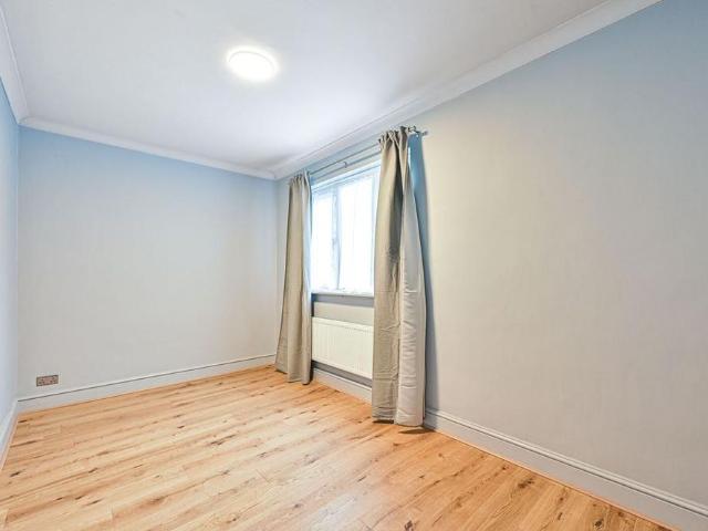 House for rent in London Borough of Barnet, Greater London