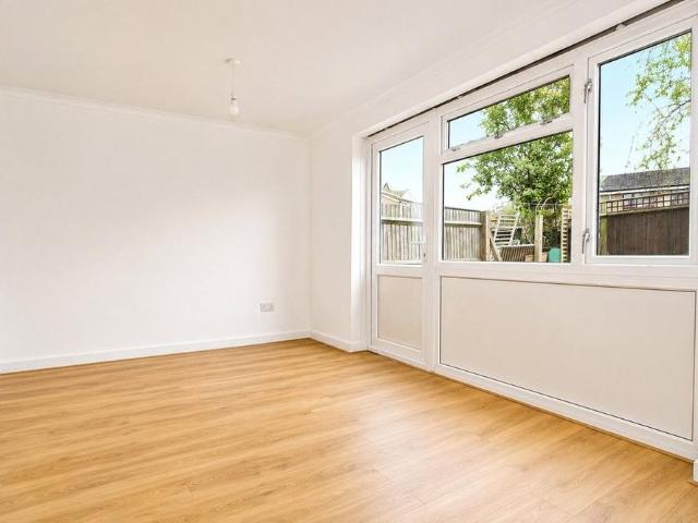 House for rent in Horsell, Woking