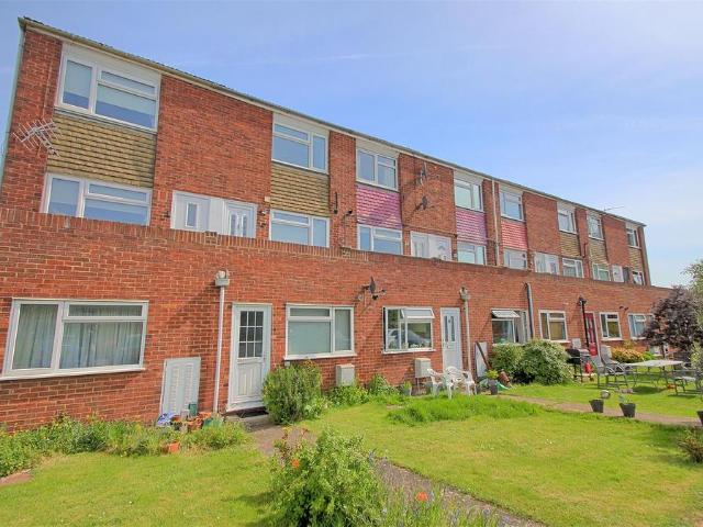 Flat for rent in Kings Hill, Colliers End