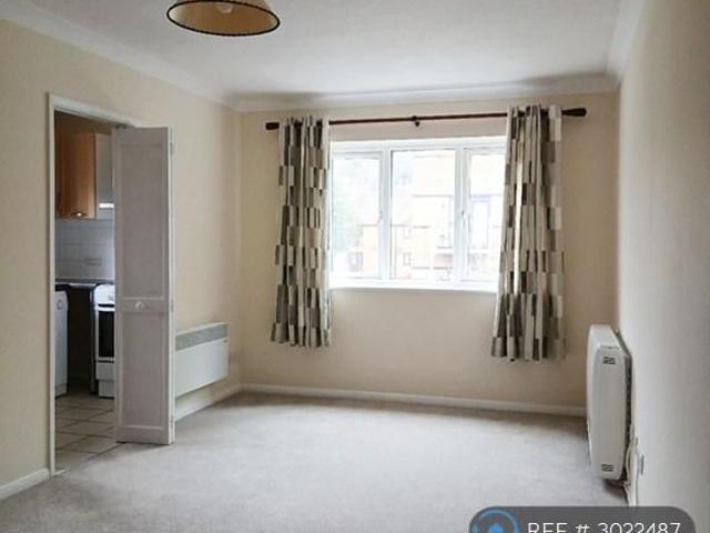 House for rent in Fole, Surrey