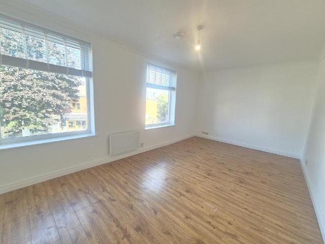 Flat for rent in Stalybridge, Tameside