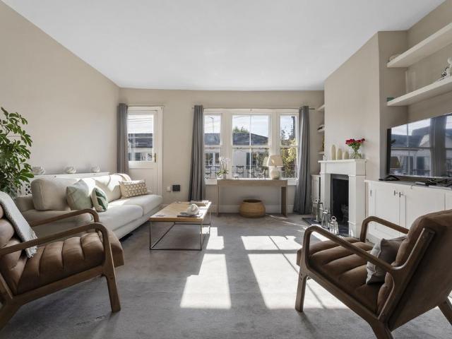 Flat for rent in Fulham, Sands End