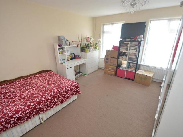 House for rent in Watford Rural, Batchworth