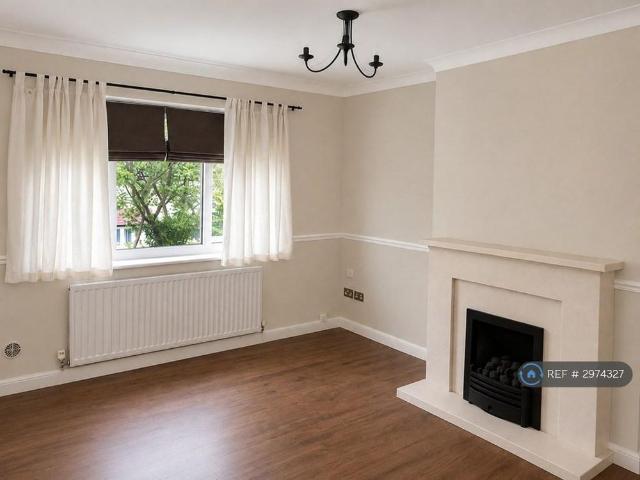 House for rent in Hutton Mount, Navestock Side