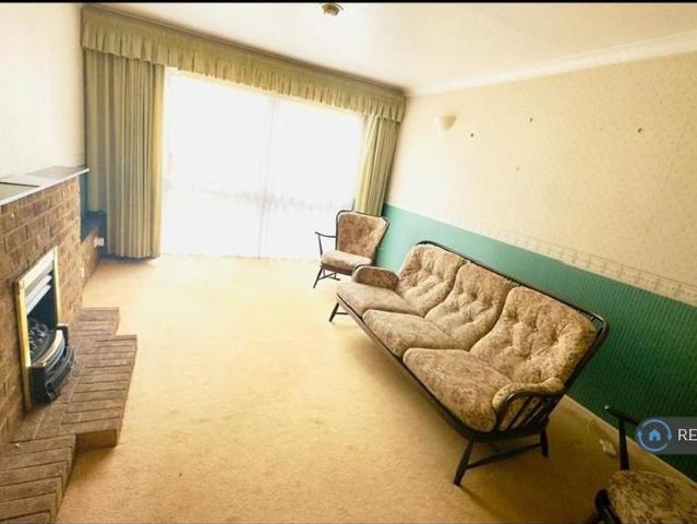 House for rent in Brooklands, Monks Orchard