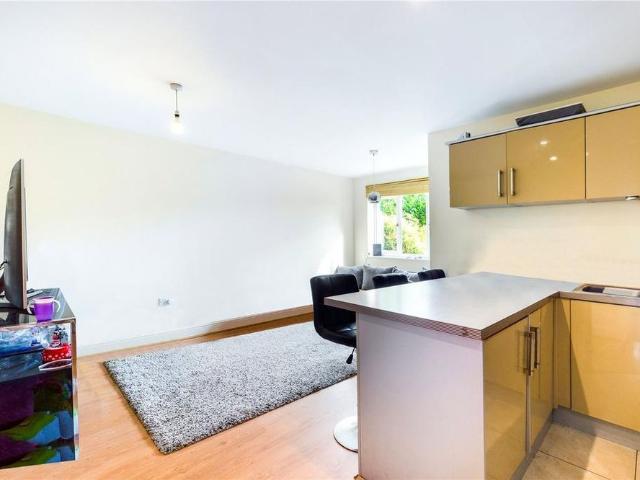 House for rent in Newtown, Reading
