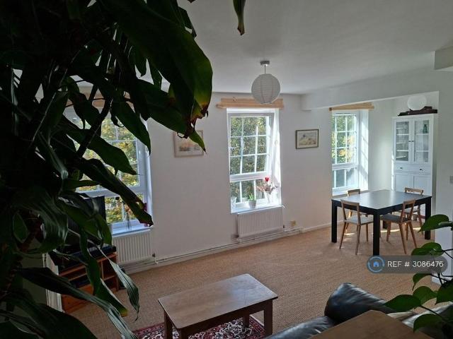 House for rent in London Borough of Tower Hamlets, Greater London